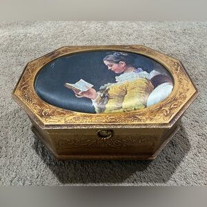 Vintage Large Gold Painted Wood Victorian Theme Jewelry Box Made In Japan